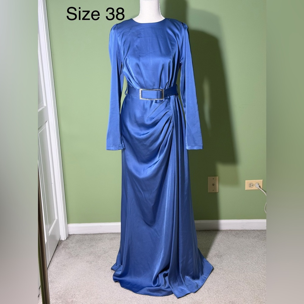 Elegant Blue Long Sleeve Dress